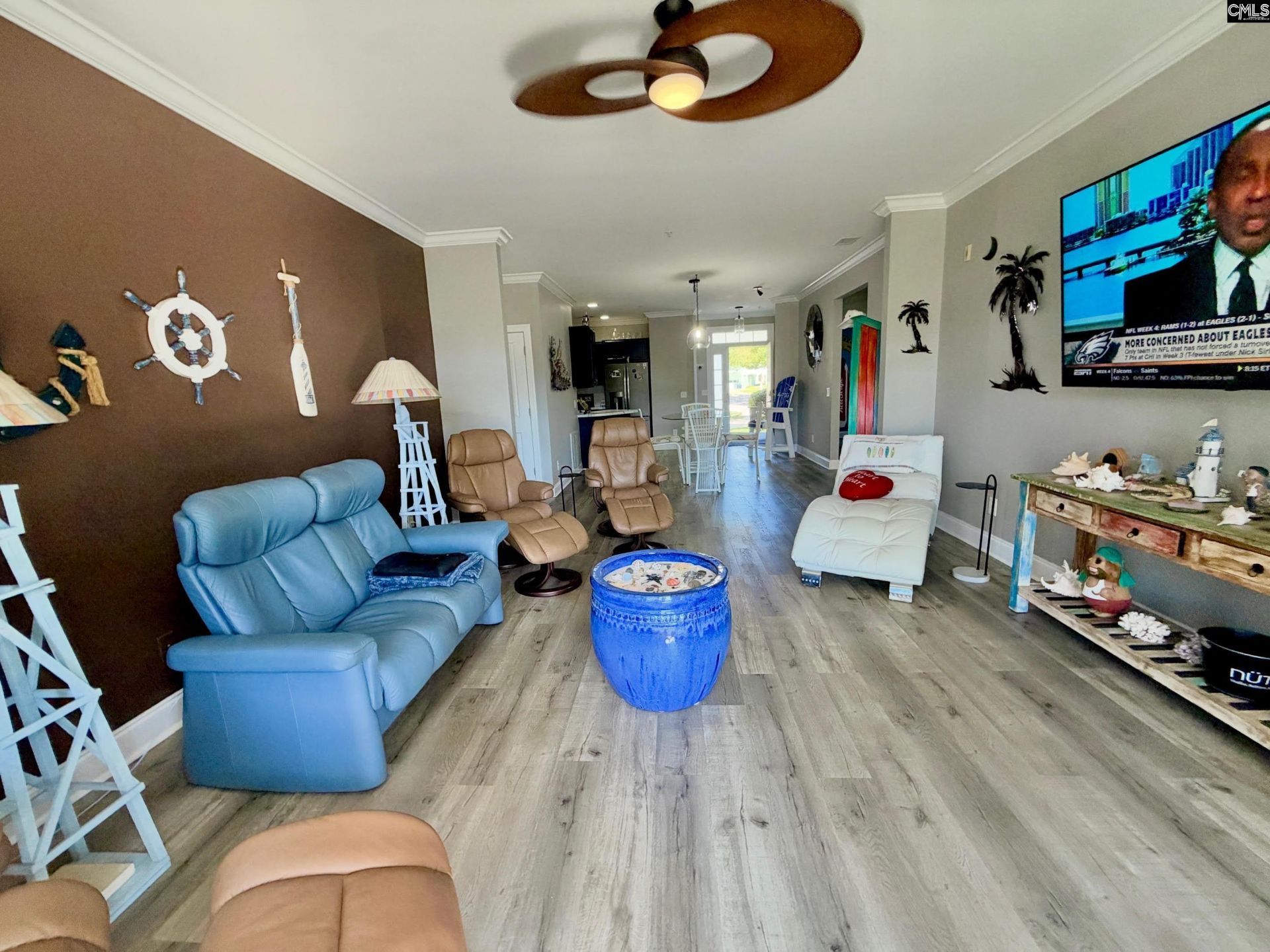 144 Breezes Drive  Photo 12