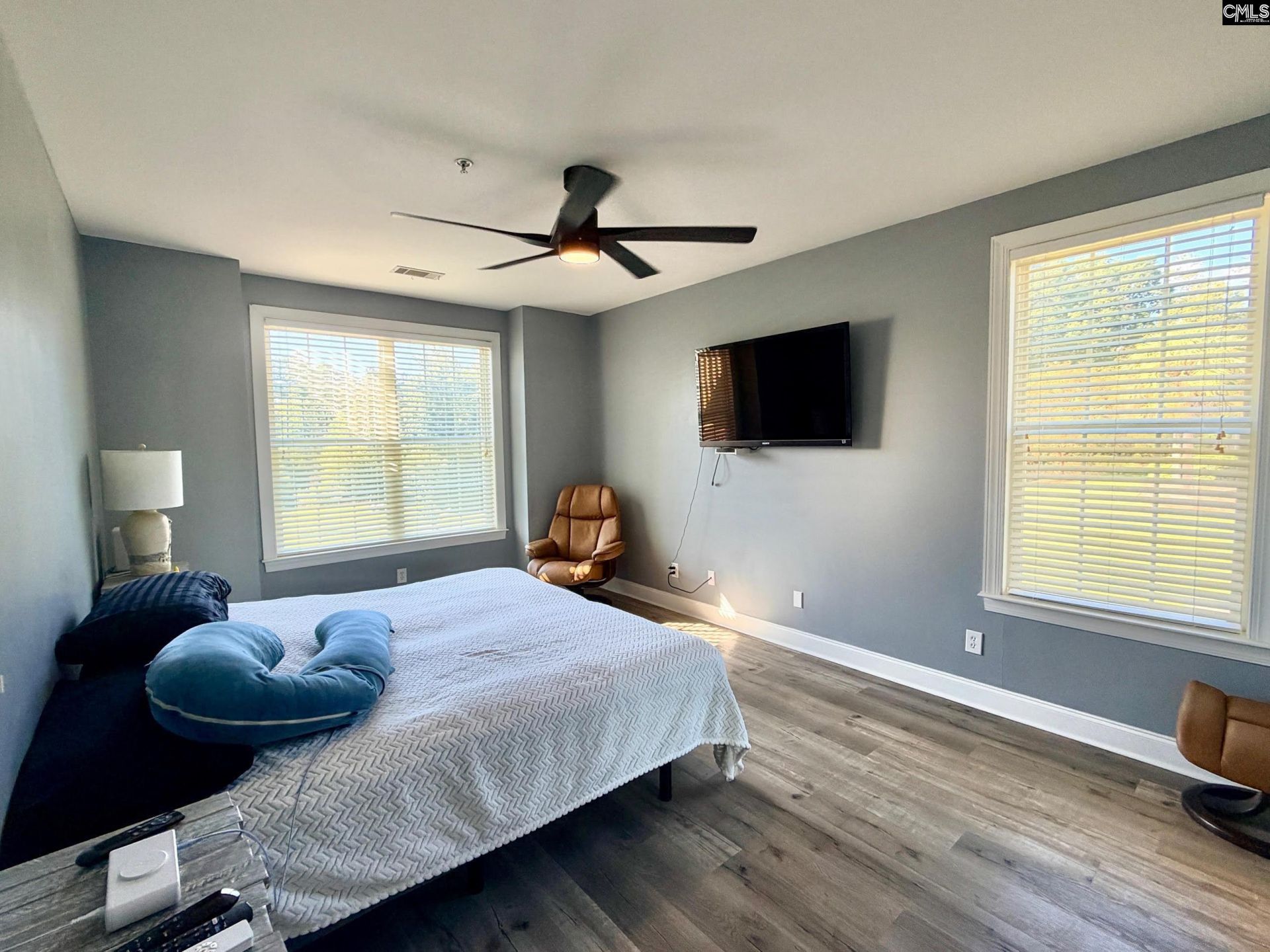 144 Breezes Drive  Photo 15