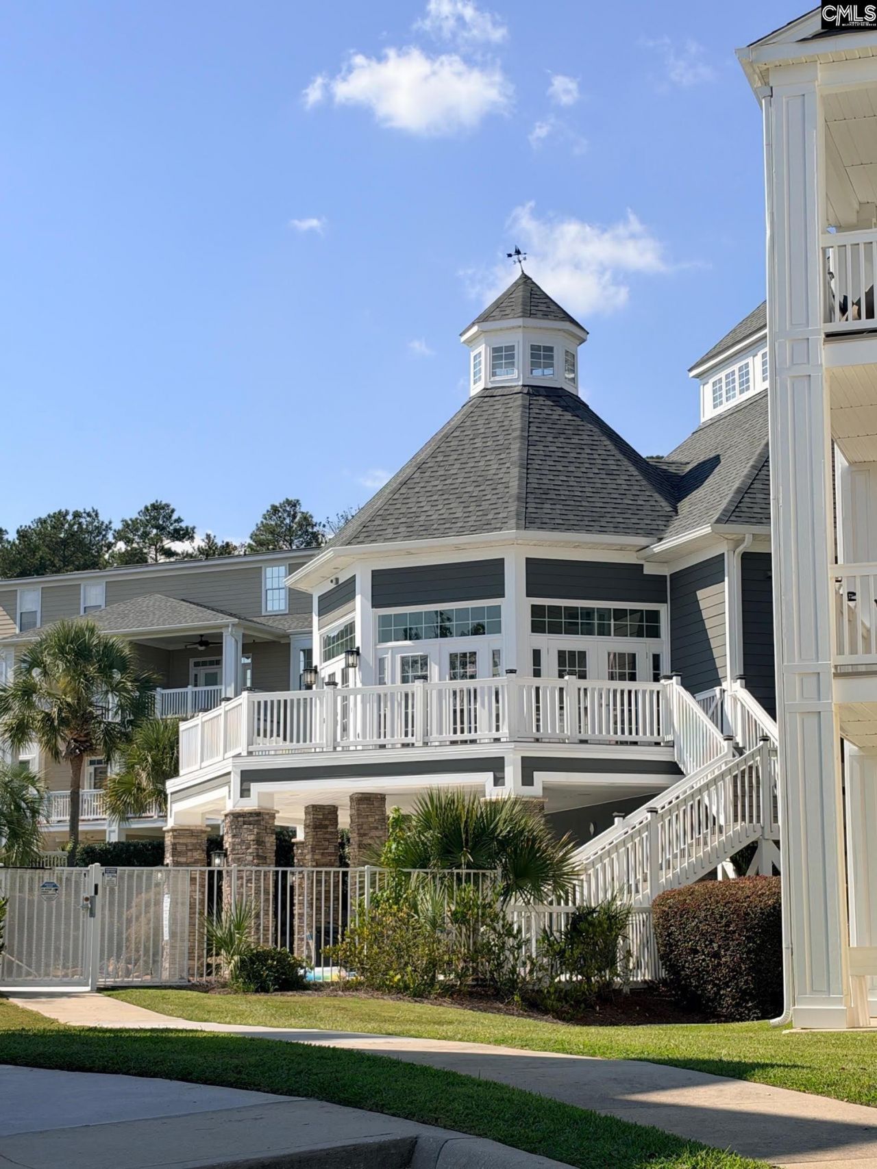 144 Breezes Drive  Photo 27