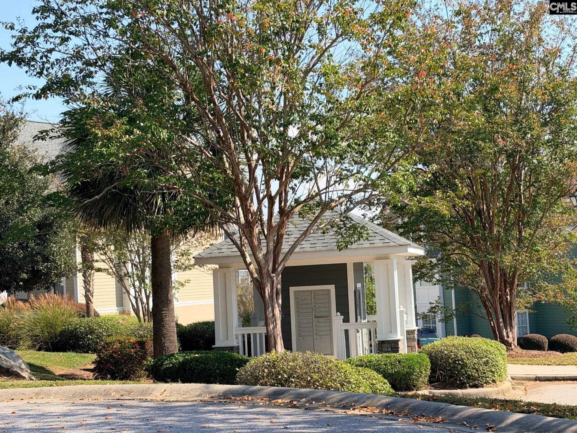 144 Breezes Drive  Photo 38