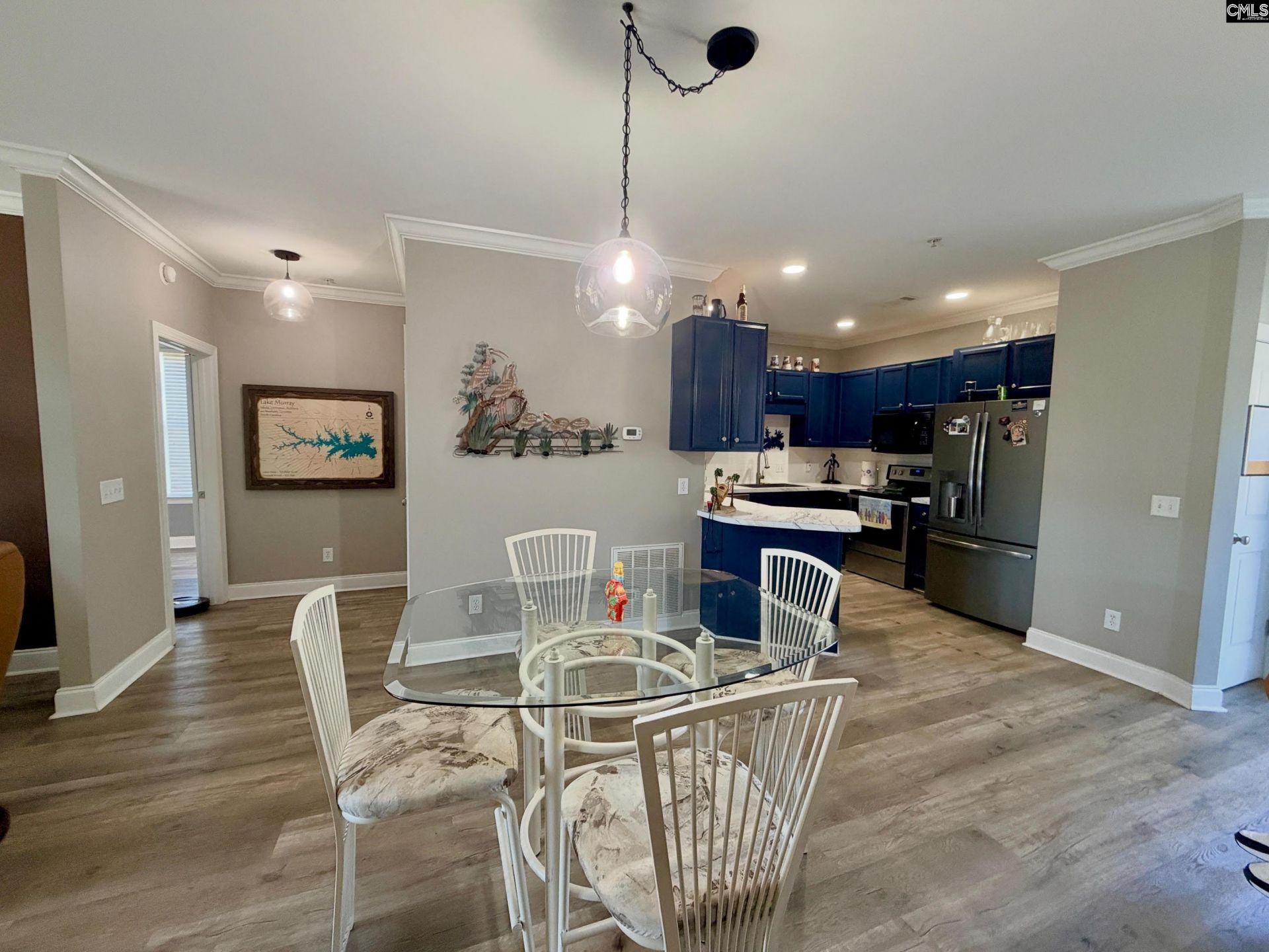 144 Breezes Drive  Photo 4