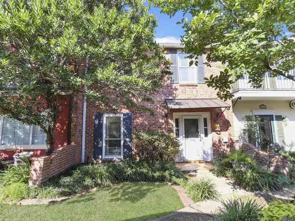 1546 Lobdell, Baton Rouge, LA 70806