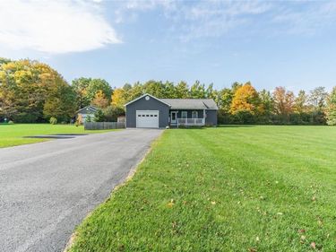 26519 State Route 180 , Dexter, NY 13634