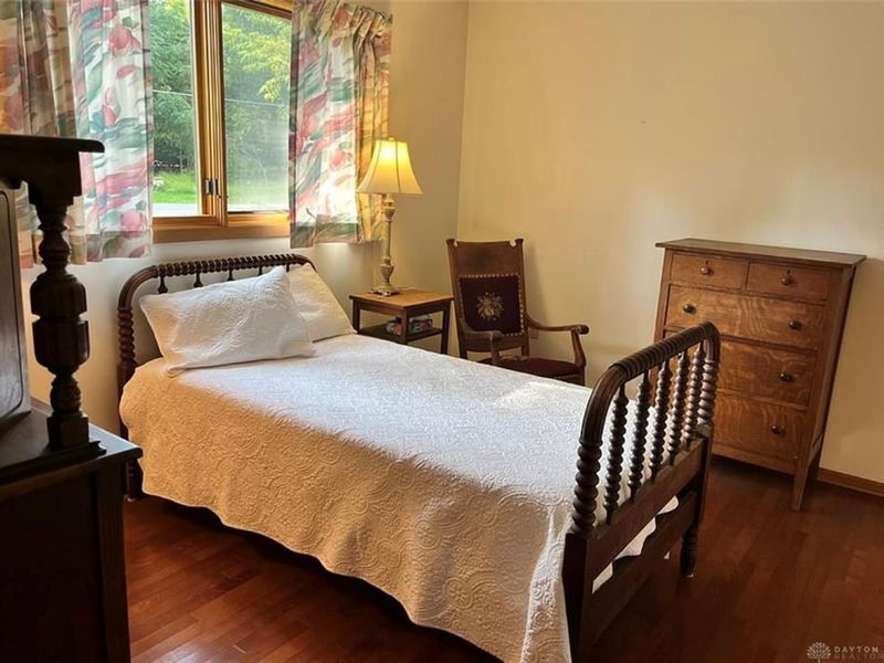 975 S High Street, Yellow Springs, OH 45387 Photo 6
