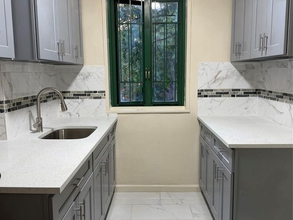 1595 Metropolitan Avenue , Unit 3B, Bronx, NY 10462