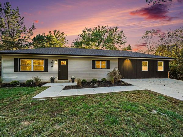 2047 Amsterdam Road, Crescent Springs, KY 41017