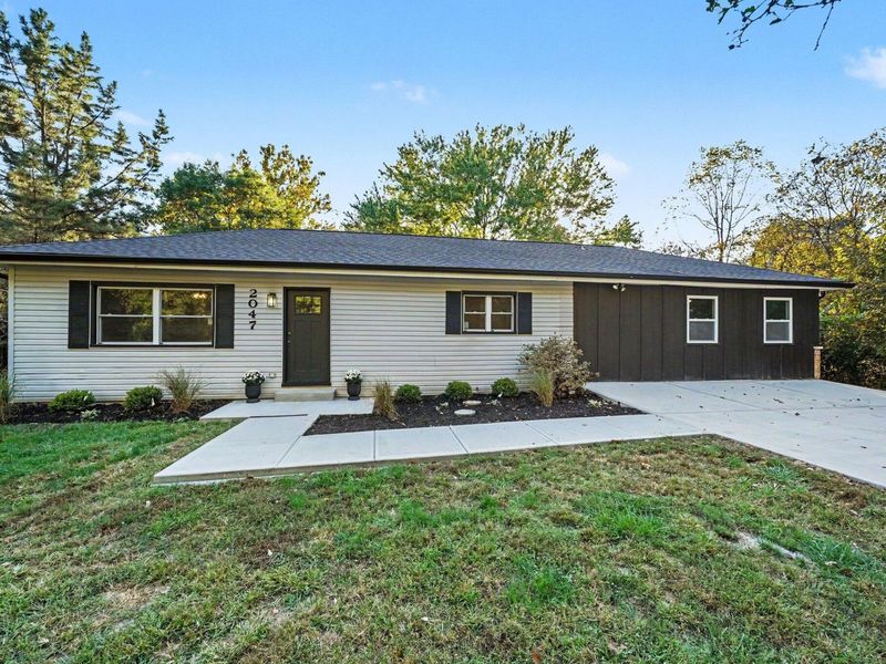2047 Amsterdam Road, Crescent Springs, KY 41017 Photo 3