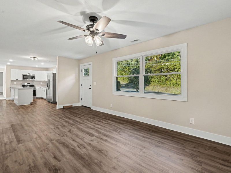 2047 Amsterdam Road, Crescent Springs, KY 41017 Photo 7