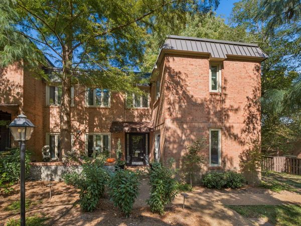 622 Timber Ln, Nashville, TN 37215
