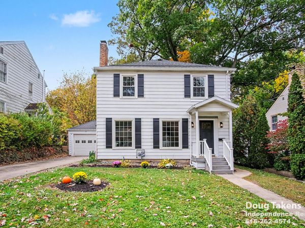 241 Baynton Avenue NE, Grand Rapids, MI 49503