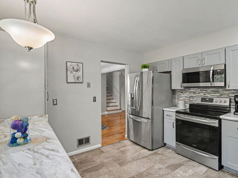 8650 Zenith Court, Springfield Township, OH 45231 Photo 10