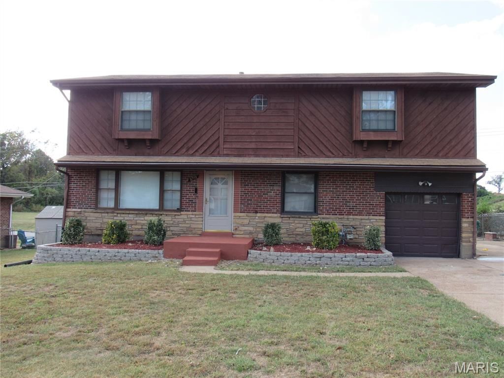 9719 Durham Drive , Saint Louis, MO 63137 Main Photo