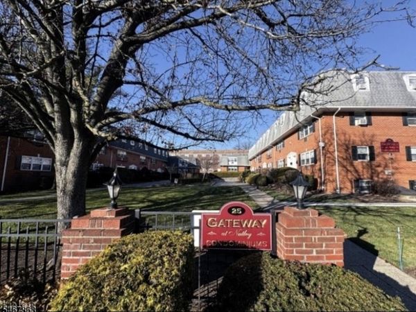 25 River Rd, Unit A27, Nutley, NJ 07110