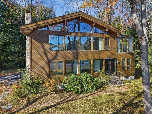 34 Waldo Avenue , Rockland, ME 04841