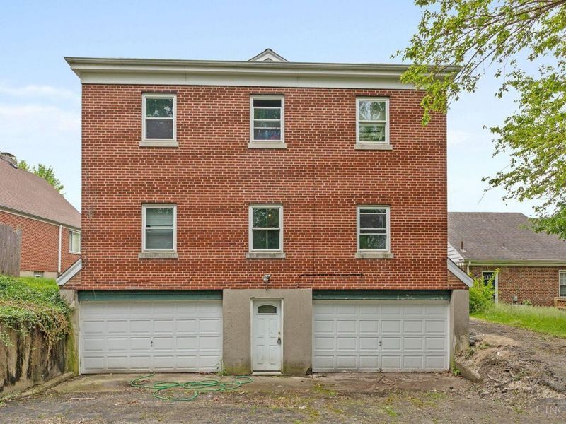 4244 Loubell Lane, Cincinnati, OH 45205 Photo 26