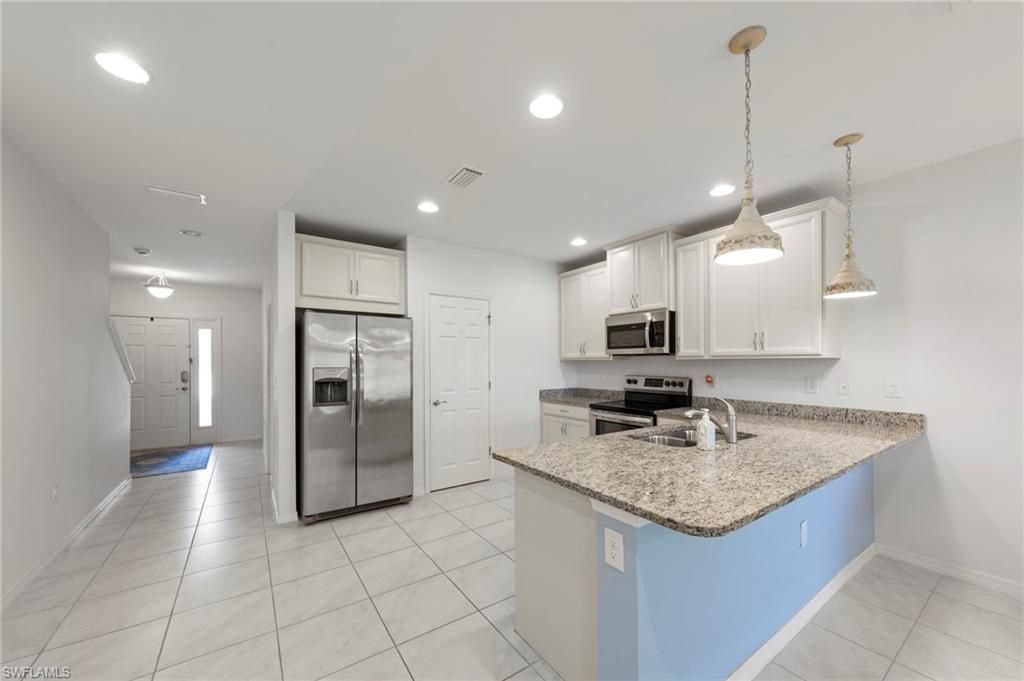 12555 Laurel Cove Dr , Fort Myers, FL 33913 Photo