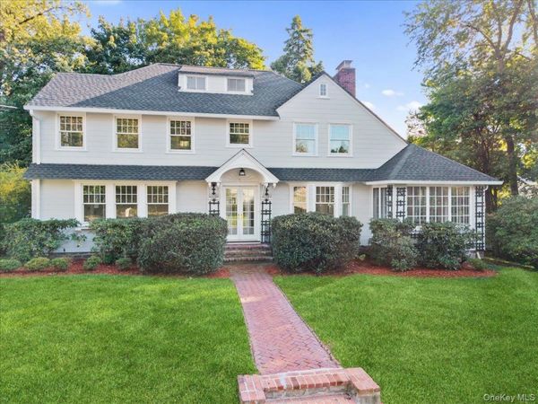20 Whitfield Terrace , New Rochelle, NY 10801