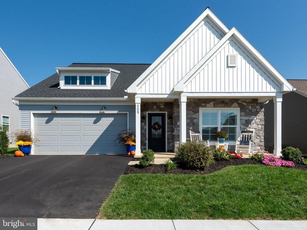209 PINNACLE RIDGE DRIVE, ANNVILLE, PA 17003