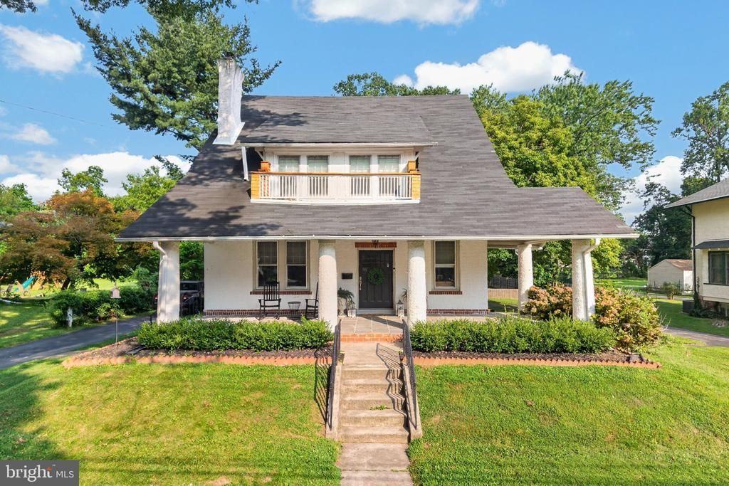 55 N HIGHLAND AVENUE, NORRISTOWN, PA 19403