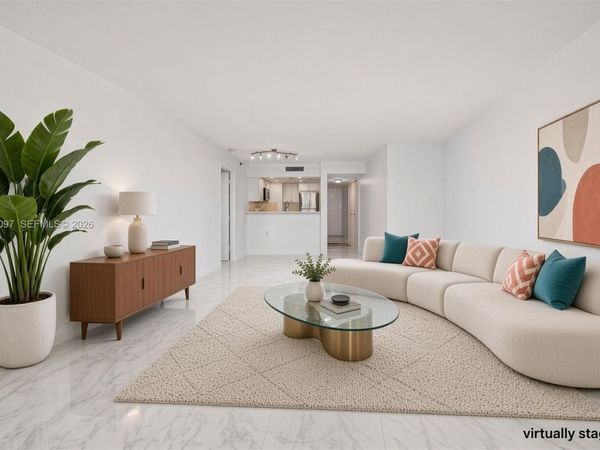 540 Brickell Key Dr , Unit 916, Miami, FL 33131