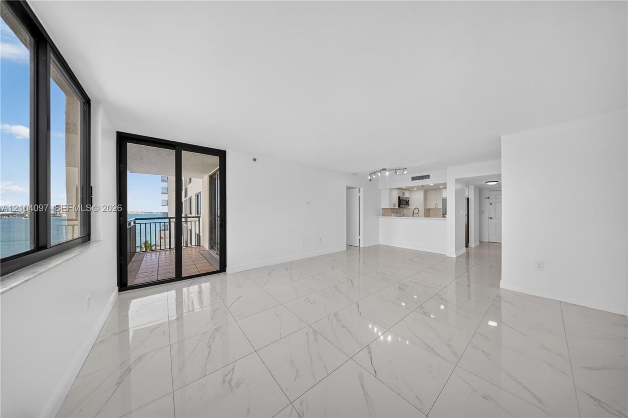 540 Brickell Key Dr , Unit 916, Miami, FL 33131 Photo
