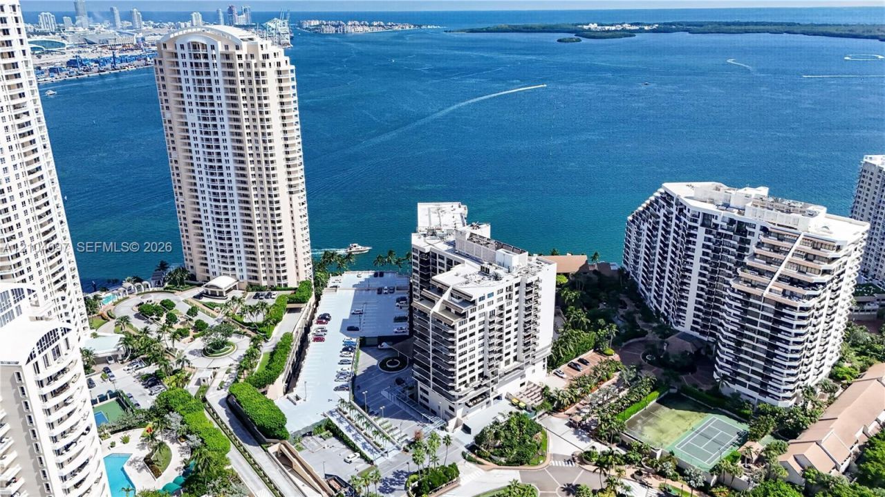540 Brickell Key Dr , Unit 916, Miami, FL 33131 Photo