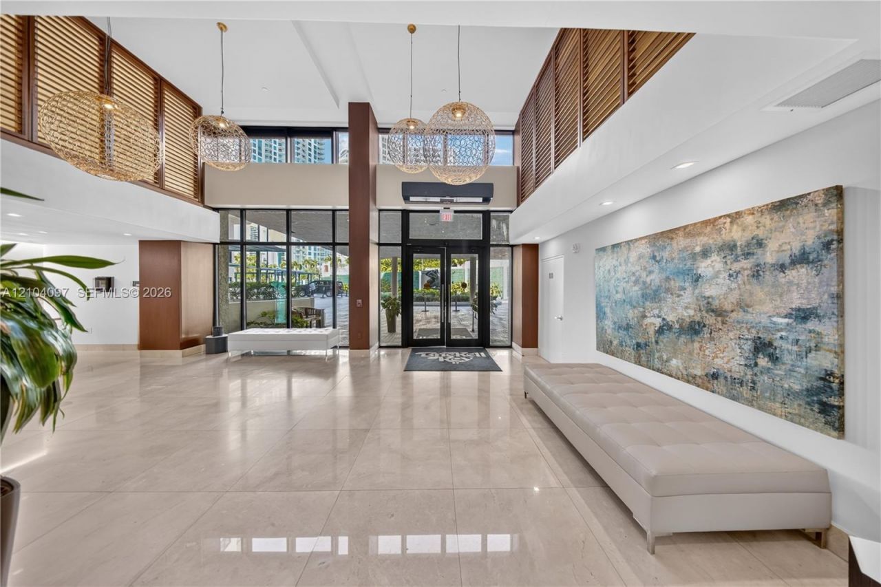 540 Brickell Key Dr , Unit 916, Miami, FL 33131 Photo