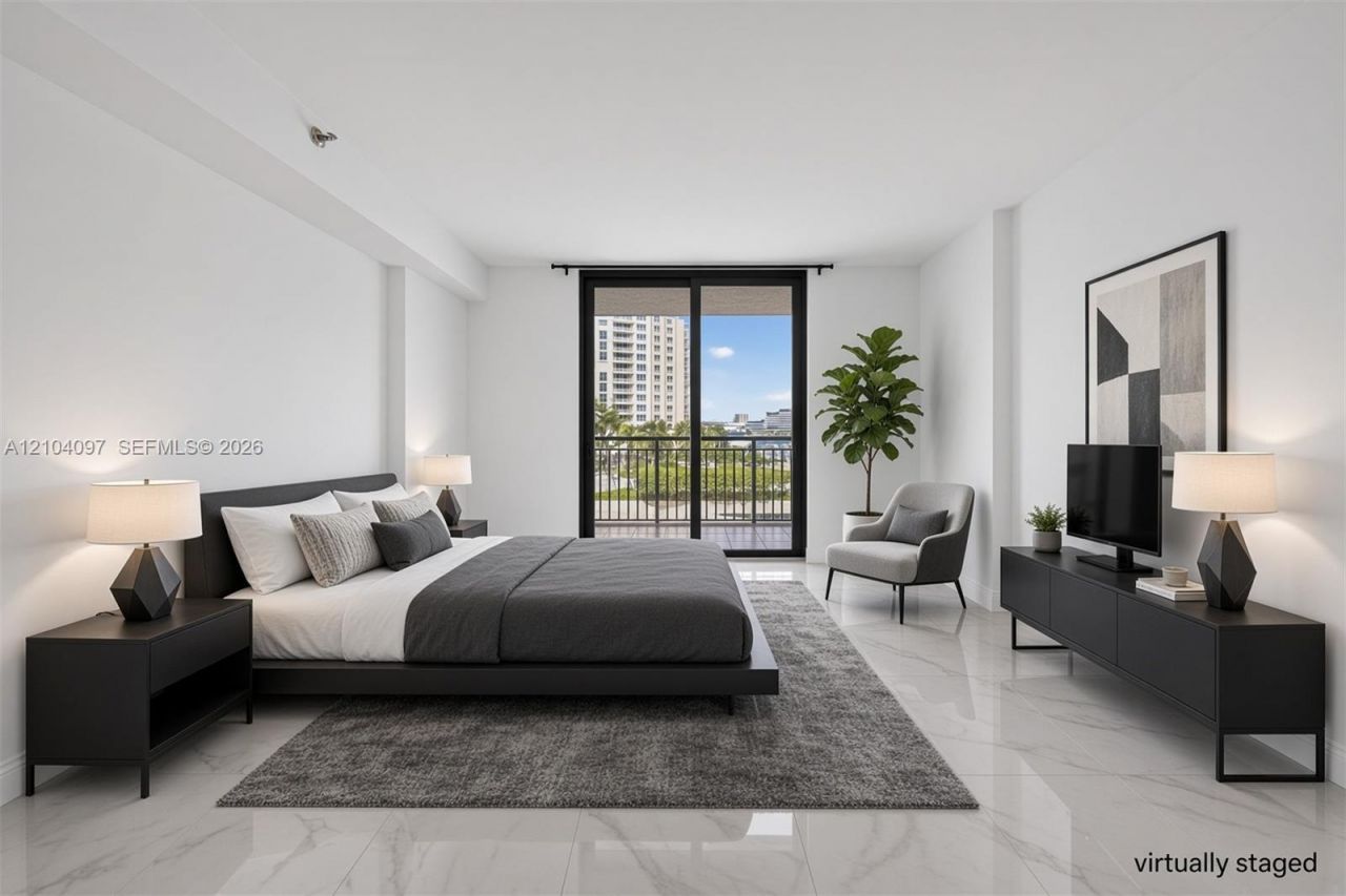 540 Brickell Key Dr , Unit 916, Miami, FL 33131 Photo