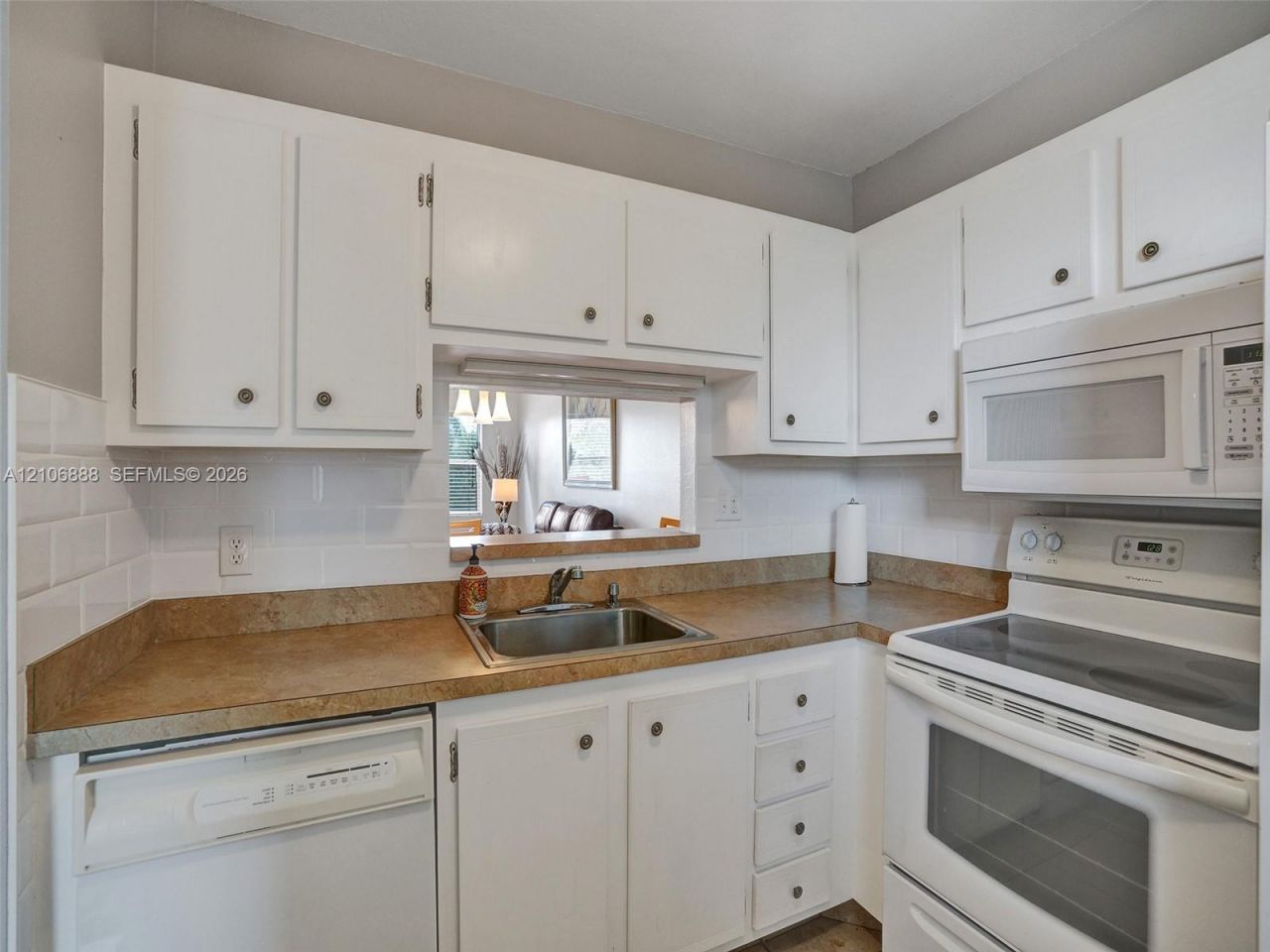 3506 NW 49th Ave , Unit 508, Lauderdale Lakes, FL 33319 Photo