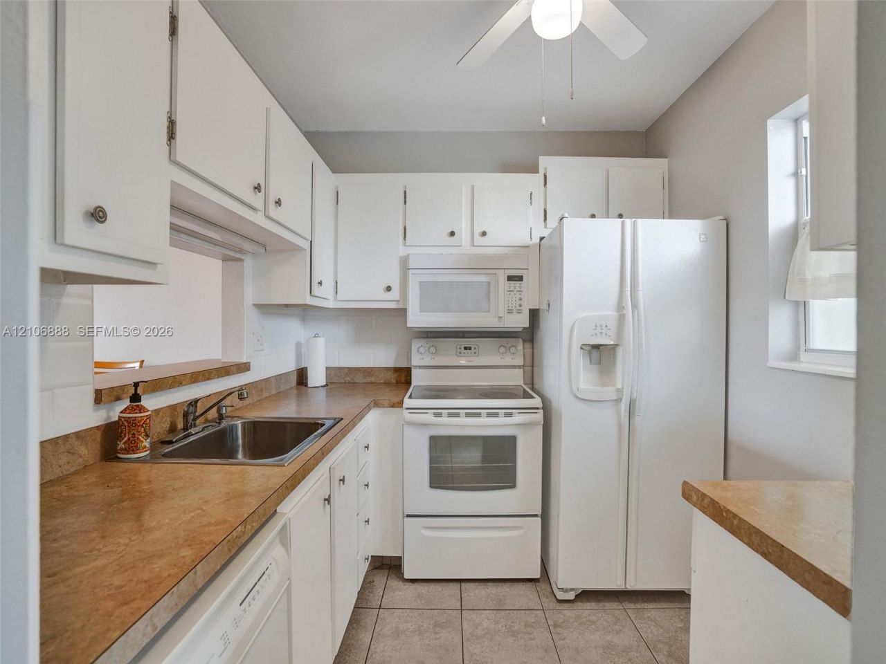 3506 NW 49th Ave , Unit 508, Lauderdale Lakes, FL 33319 Photo