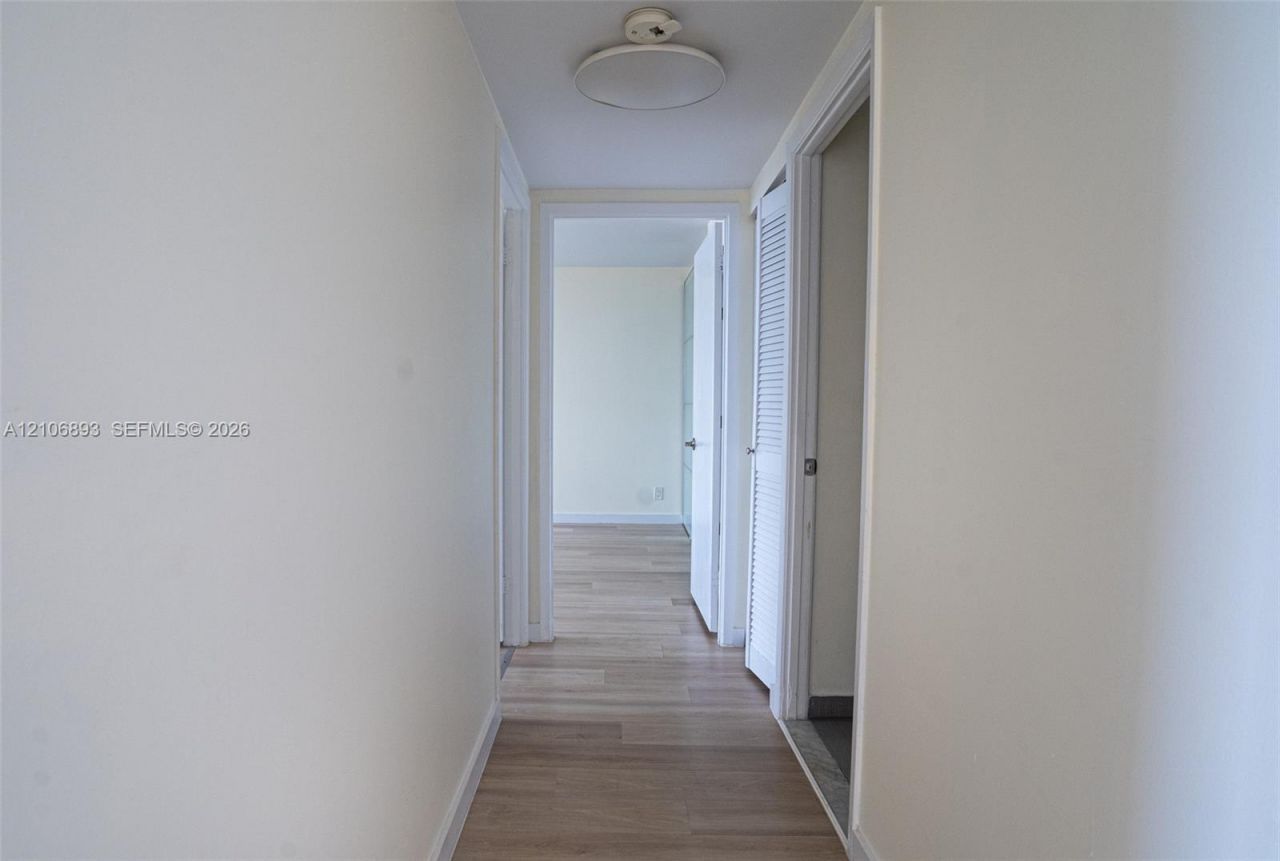 2500 Parkview Dr , Unit 2020, Hallandale Beach, FL 33009 Photo