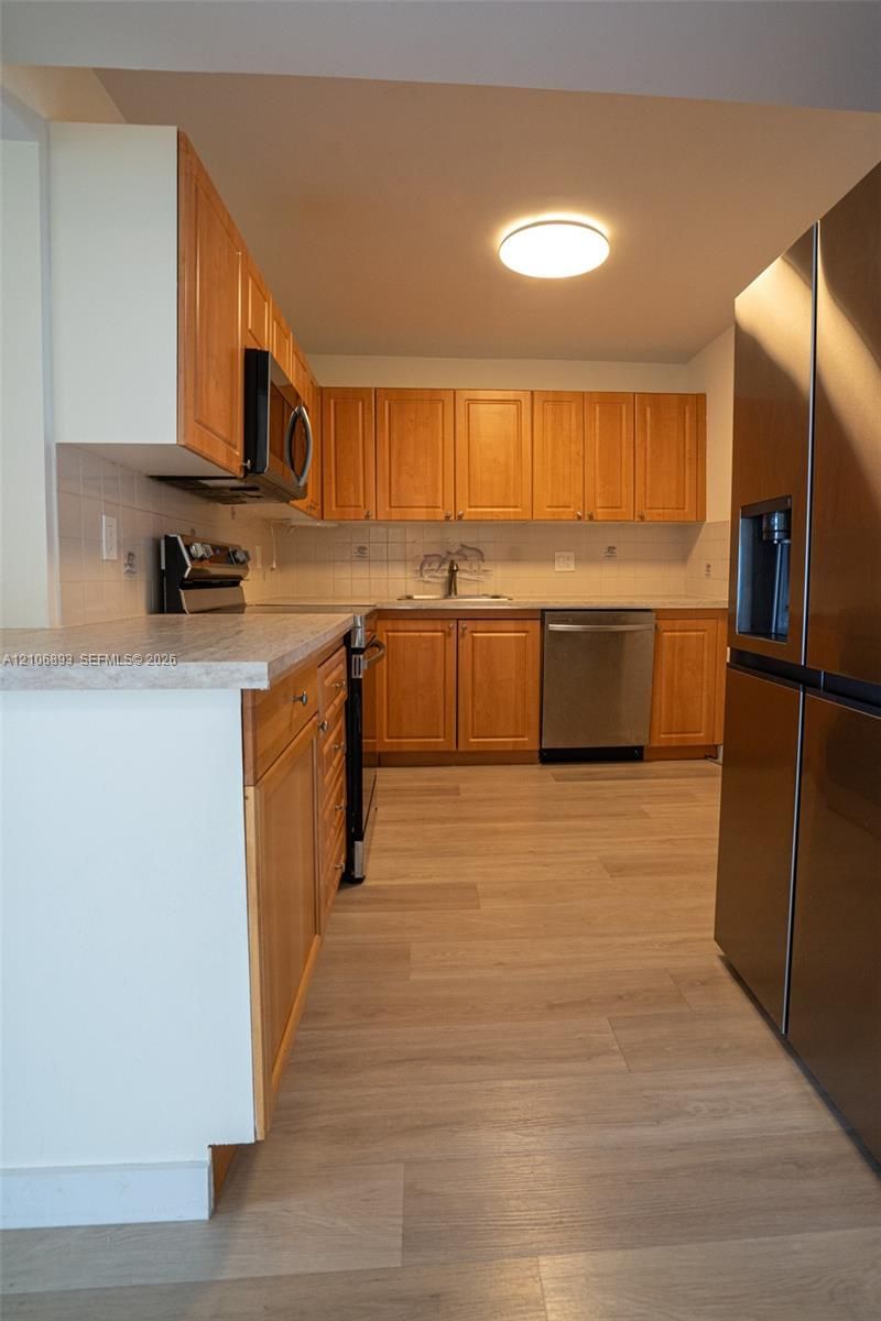 2500 Parkview Dr , Unit 2020, Hallandale Beach, FL 33009 Photo