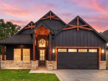 5309 Graham Street , Fort Worth, TX 76114