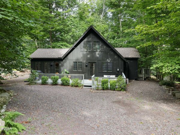 481 N Gate Road , Lake Ariel, PA 18436