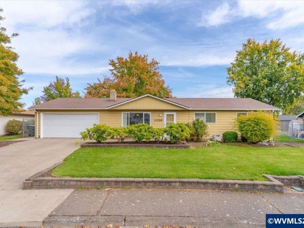 1026 Royalty Dr NE, Salem, OR 97301
