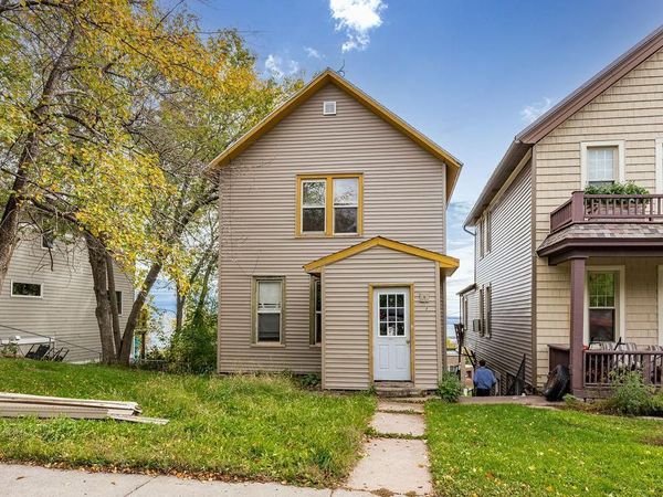 12 E 5th Street, Duluth, MN 55805