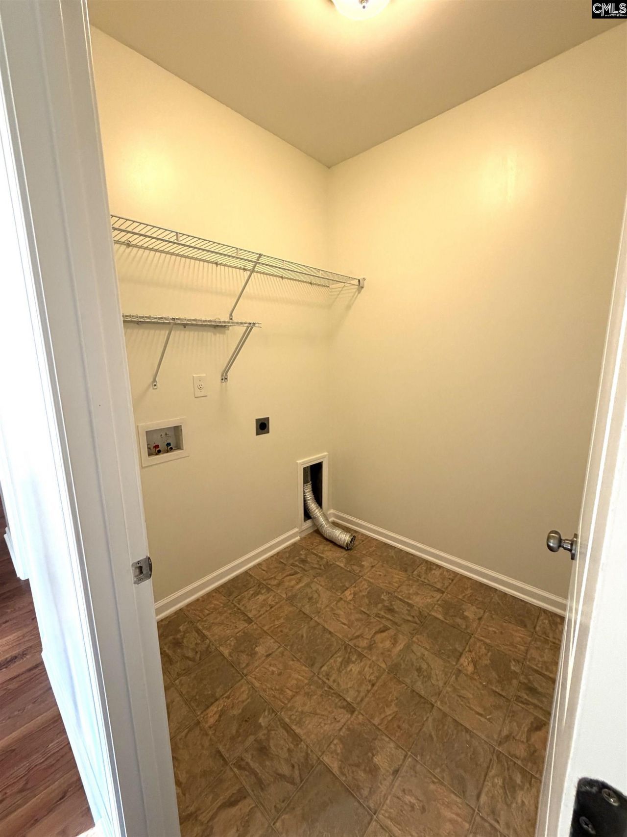 356 Massey Circle  Photo 6