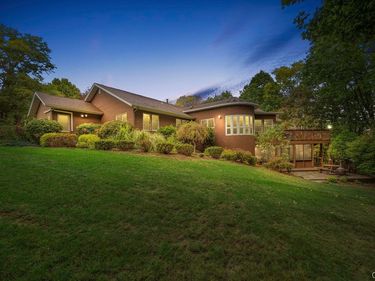 111 Pauline Drive, Chittenango, NY 13037