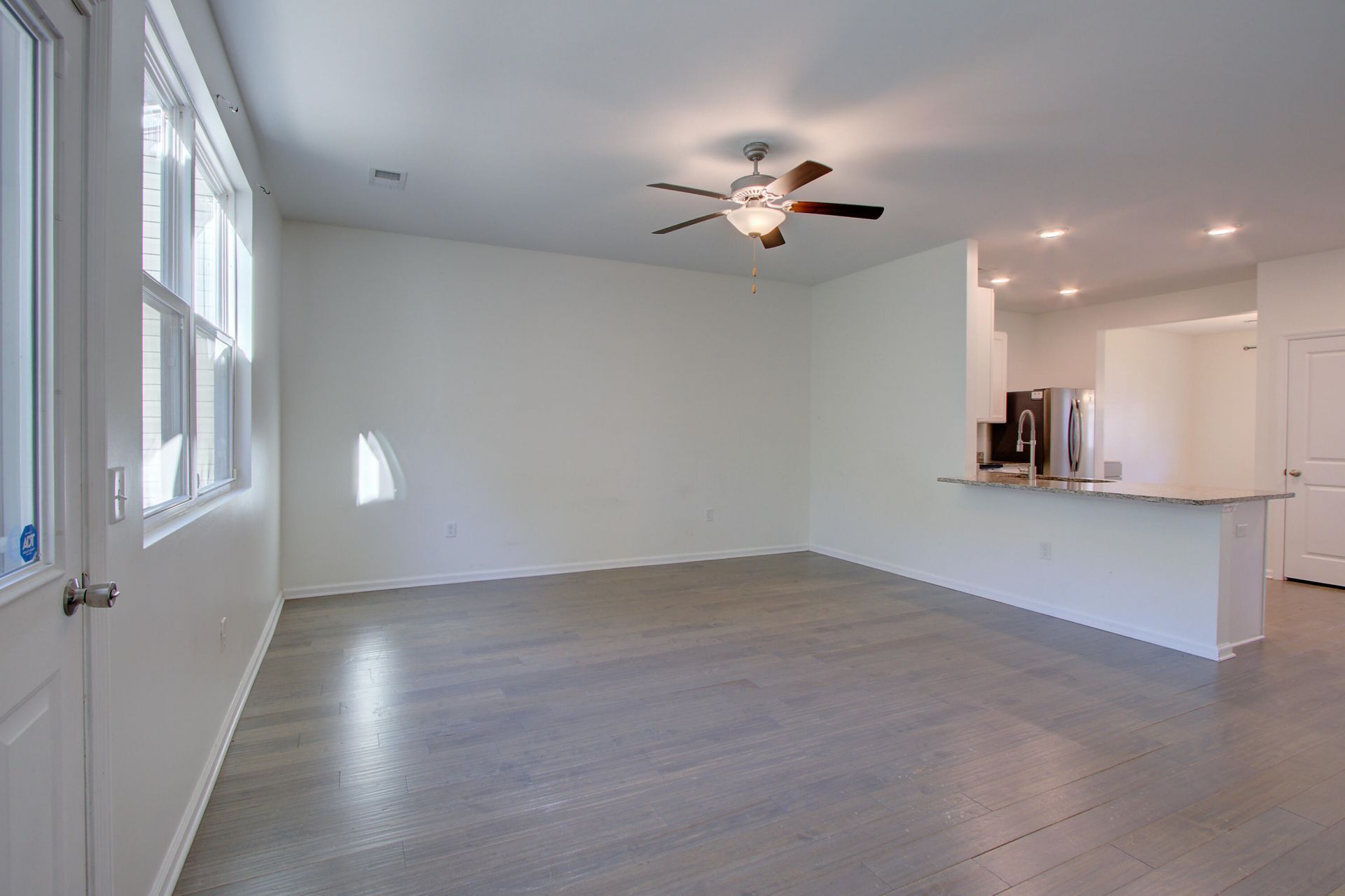 197 Woodward Road Photo 12