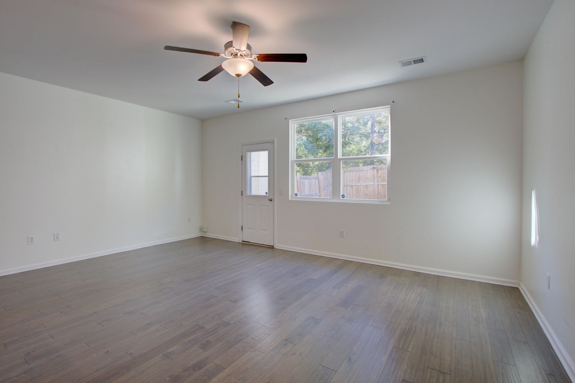 197 Woodward Road Photo 14