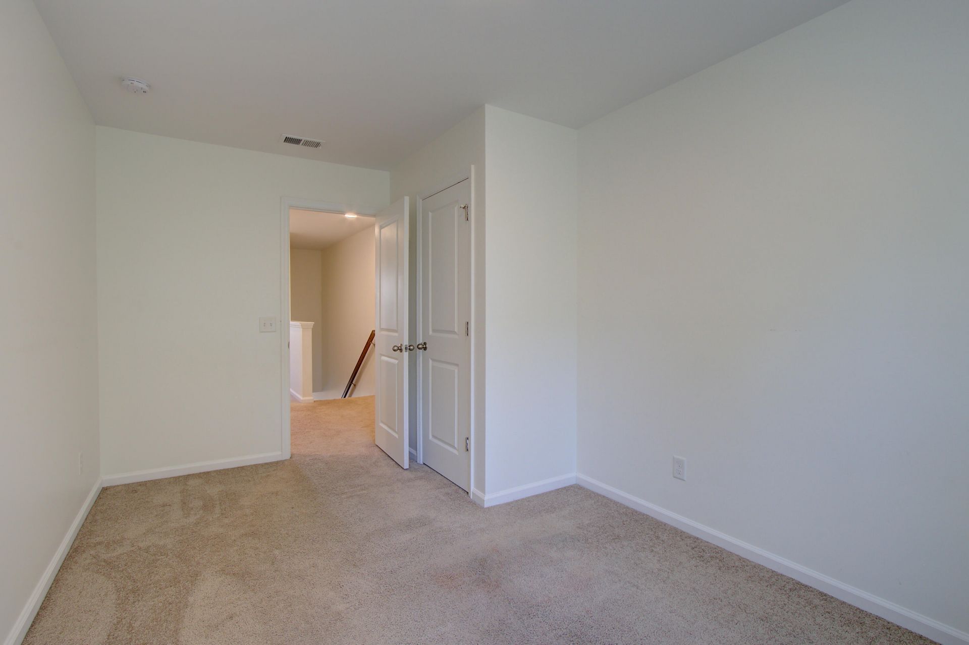 197 Woodward Road Photo 20