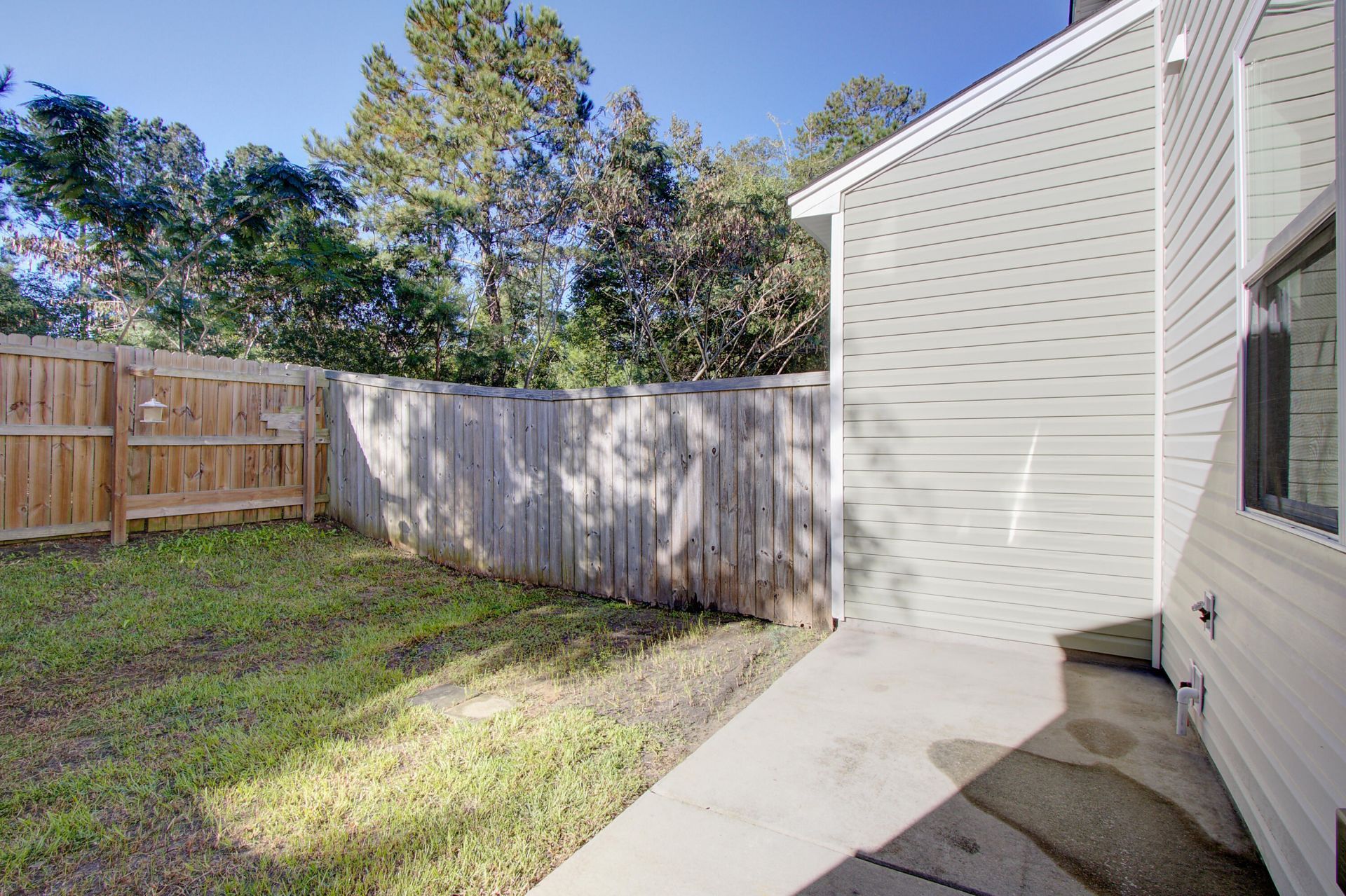 197 Woodward Road Photo 21