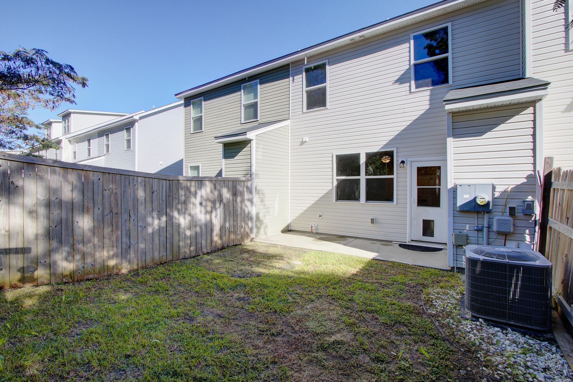 197 Woodward Road Photo 22