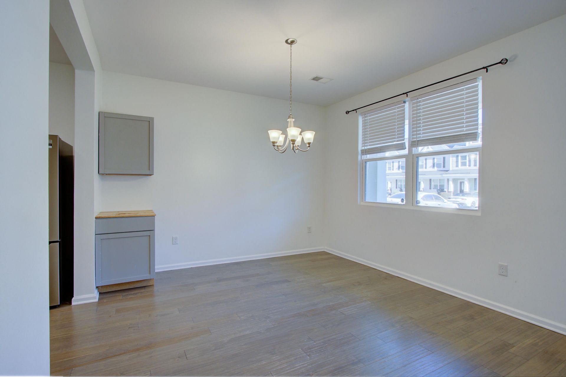 197 Woodward Road Photo 4