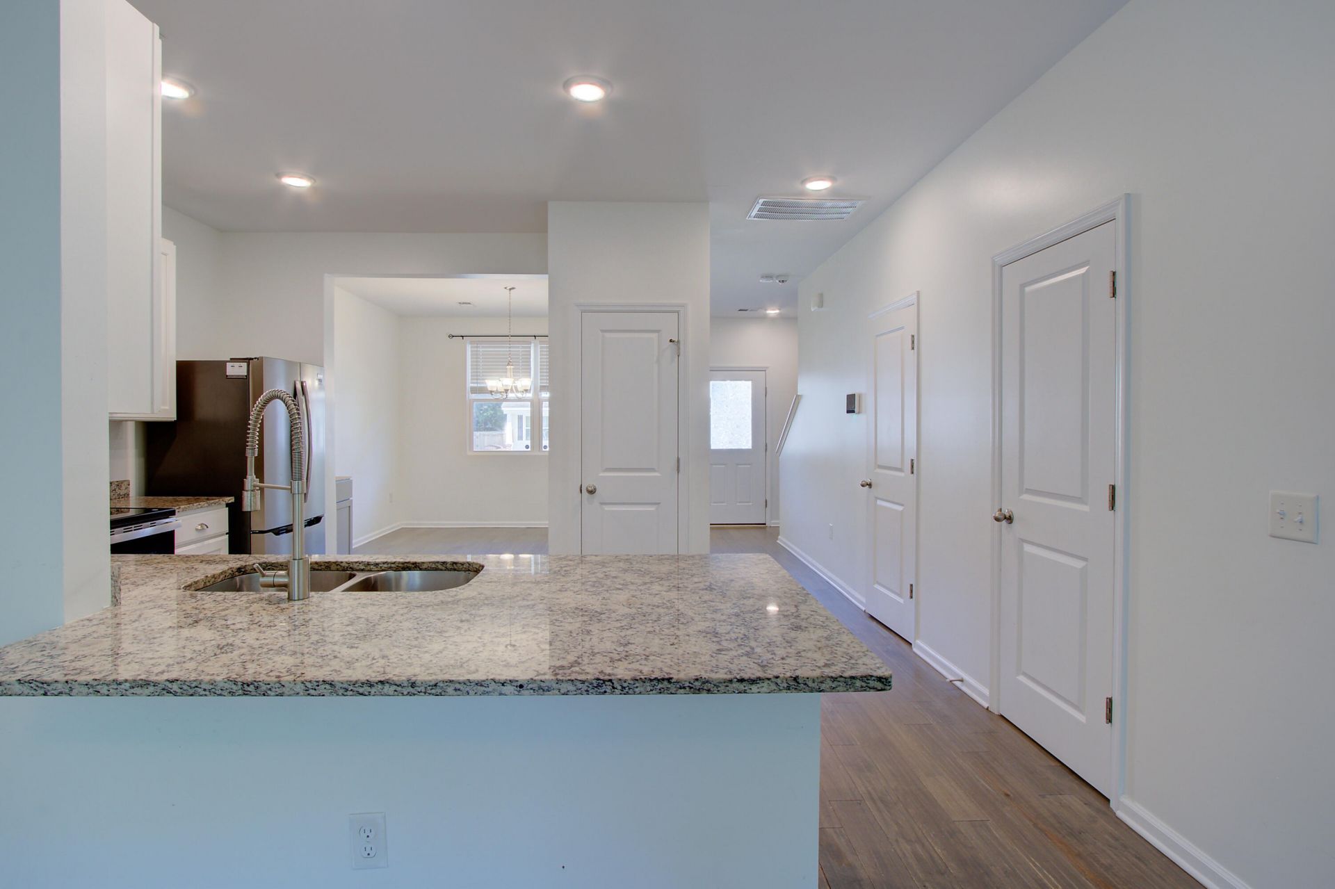 197 Woodward Road Photo 8