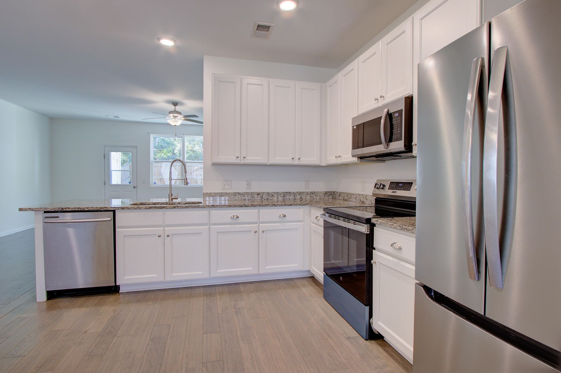 197 Woodward Road Photo 9