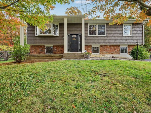 19 Saint Michaels Terrace, Carmel, NY 10512