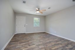 916 Swan Lane  photo 4
