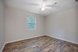 916 Swan Lane  photo 4