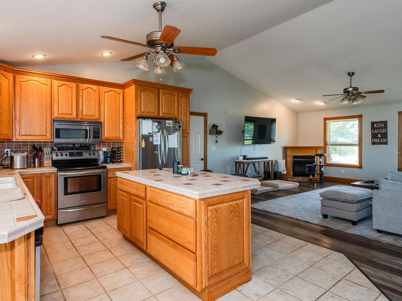 5782 Whispering Wind Drive, Springfield, OH 45504 Photo 16